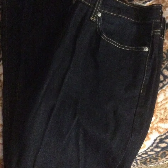 Levi’s - Picture 4 of 6